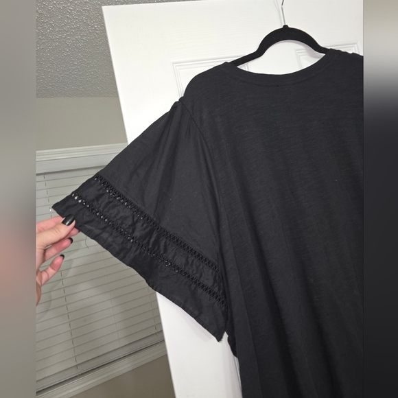 Torrid Black Lace Sleeve Women's Top Size 5 - Picture 3 of 4